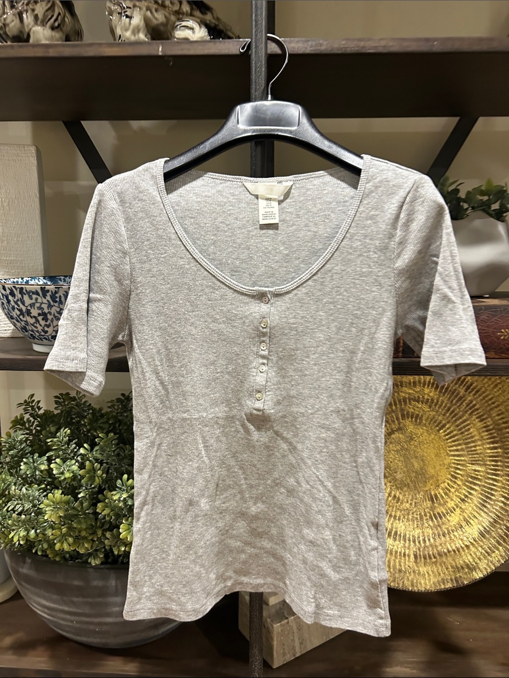H&M Light Heather Gray Short Sleeve Henley Top